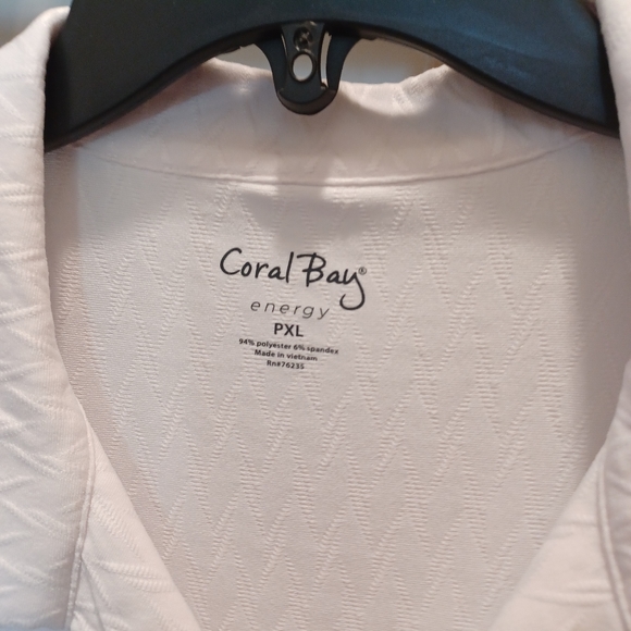 Womens golf or sport top - Picture 3 of 6